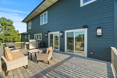Sleek and sophisticated MODERN MASTERPIECE in one of Lemont's - photo 19