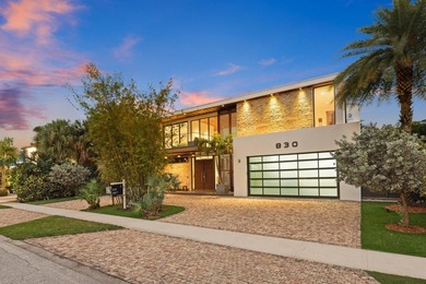 Stunning contemporary 5-bedroom + office waterfront residence - photo 4
