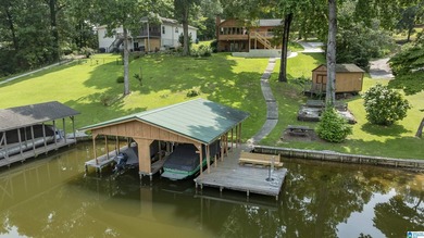 Great location, even better lake views! This move-in ready home - photo 9