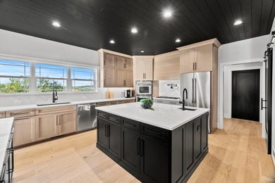 Sleek and sophisticated MODERN MASTERPIECE in one of Lemont's - photo 40
