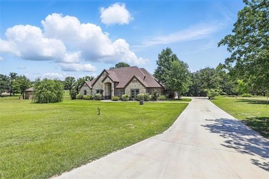 (private lake, pond, creek) Home For Sale in Weatherford Texas