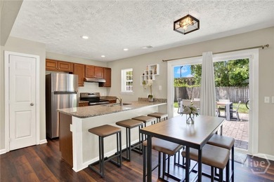 Welcome to 140 Ropemaker Lane-an adorable, fully furnished - photo 14