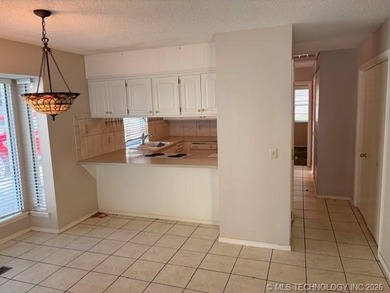 Waterfront One in a Million Lake Condo! Extra-large wood deck - photo 17