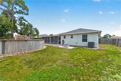 Check out this fantastic starter home or investment opportunity - photo 26