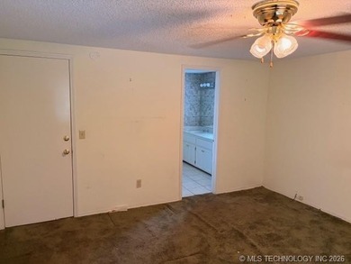 Waterfront One in a Million Lake Condo! Extra-large wood deck - photo 27