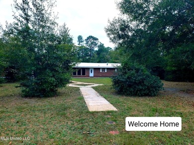 Wow! You'll LOVE this Rare Find in a NON-Flood Zone, Centrally - photo 33
