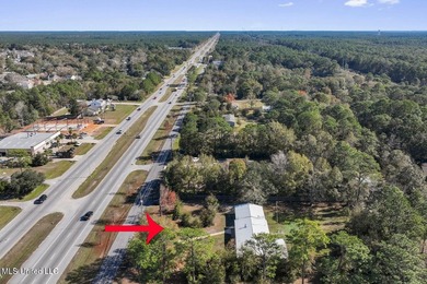 Wow! You'll LOVE this Rare Find in a NON-Flood Zone, Centrally - photo 36