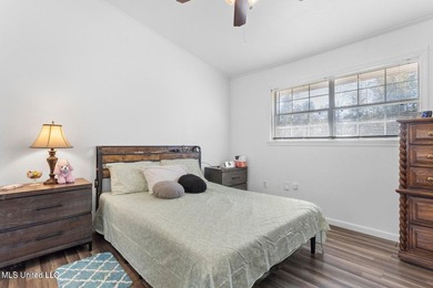 Wow! You'll LOVE this Rare Find in a NON-Flood Zone, Centrally - photo 45