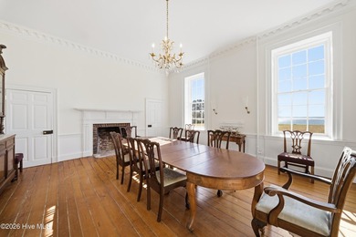 Gracefully positioned along the quiet shores of the Albemarle - photo 8