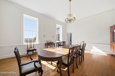 Gracefully positioned along the quiet shores of the Albemarle - photo 9