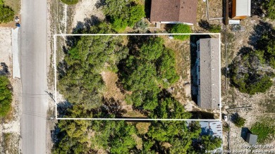 Lake Home For Sale in Canyon Lake, Texas