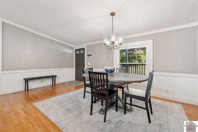 Discover lake living in this charming 3 bedroom, 2 bathroom home - photo 12