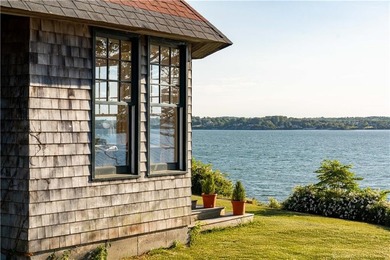 WATERFRONT MAGIC WITH STAIRS TO BEACH & MOORING. This - photo 13