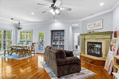 Welcome to an exceptional offering in the highly sought-after - photo 14
