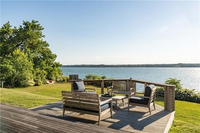 WATERFRONT MAGIC WITH STAIRS TO BEACH & MOORING. This - photo 14