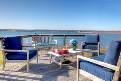 WATERFRONT MAGIC WITH STAIRS TO BEACH & MOORING. This - photo 15