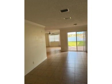 Beautiful Home with lake views in front and back. 2 car garage - photo 8