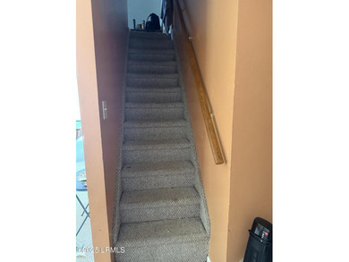 HUGE PRICE REDUCTION! Owners say sell! Privacy, lots of room for - photo 20