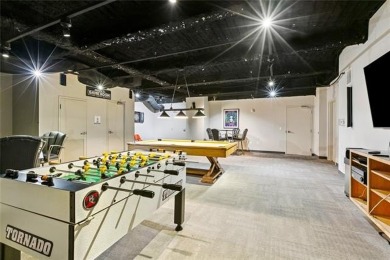 Turnkey, high-performing short-term rental in the CBD--one of