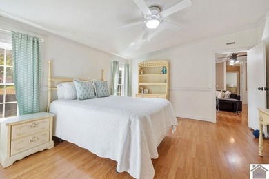 Discover lake living in this charming 3 bedroom, 2 bathroom home - photo 21