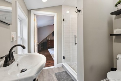 Welcome to this beautifully updated and impeccably maintained - photo 25