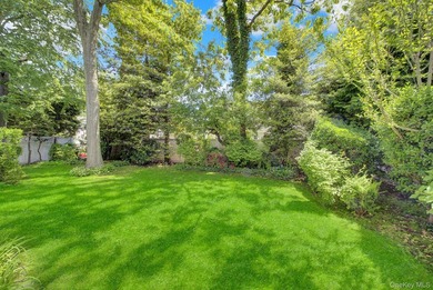 It's Available, It's Spacious & It's Awesome *** Welcome To This - photo 26