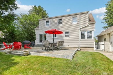 Welcome to this beautifully updated and impeccably maintained - photo 34