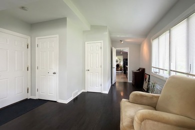 Nice Ranch home on spacious private corner lot in excellent - photo 5