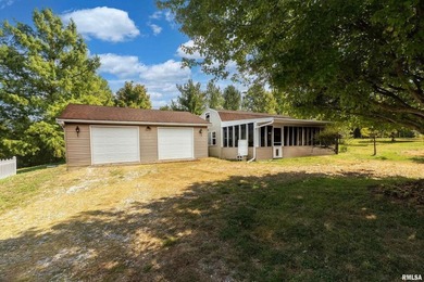 Discover your own private retreat on 10 serene acres with mature - photo 3