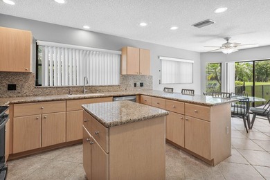 Perfectly positioned in the heart of Boca Woods Country Club - photo 11