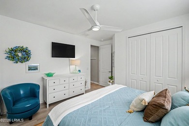 Privacy, and resort-style living come together in this - photo 19