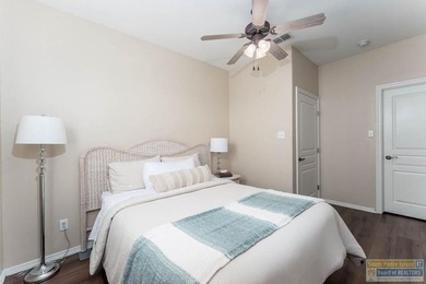 Beautiful 3-bedroom, 2.5-bath unfurnished townhome located in - photo 19