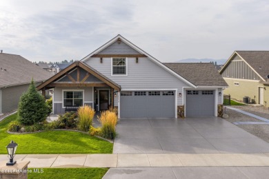 Lake Home For Sale in Rathdrum, Idaho