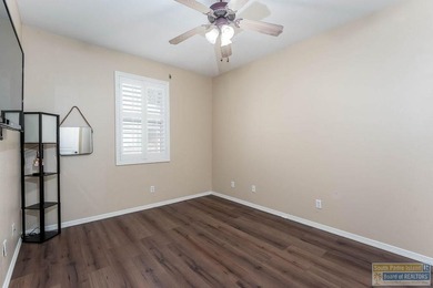 Beautiful 3-bedroom, 2.5-bath unfurnished townhome located in - photo 21
