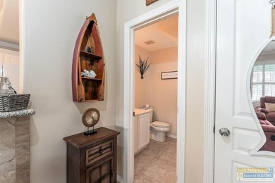 Beautiful 3-bedroom, 2.5-bath unfurnished townhome located in - photo 22
