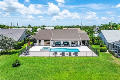 Perfectly positioned in the heart of Boca Woods Country Club - photo 26