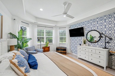 Privacy, and resort-style living come together in this - photo 36