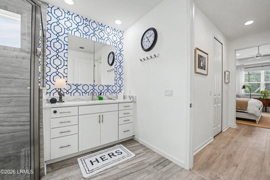 Privacy, and resort-style living come together in this - photo 40