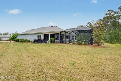 Privacy, and resort-style living come together in this - photo 47