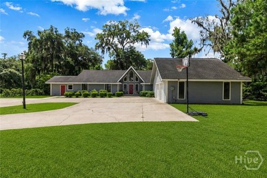 Discover peaceful coastal living in this charming ranch-style - photo 5