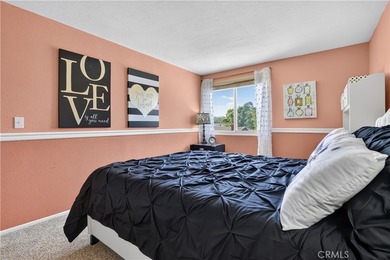 Welcome to a very desirable cul-de-sac location in the highly - photo 21