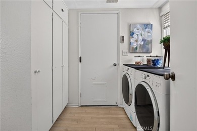 Welcome to a very desirable cul-de-sac location in the highly - photo 27