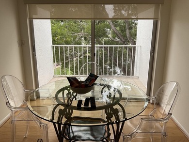 SOPHISTICATION AND ELEGANCE. GOLF WITH NO TEE TIMES ON 18 HOLE - photo 40