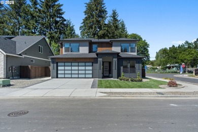 Lake Home For Sale in Vancouver, Washington