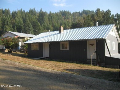 Lake Pend Oreille Home Sale Pending in Sandpoint Idaho