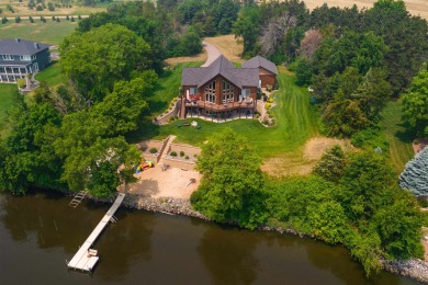 Petenwell Lake  Home For Sale in Nekoosa Wisconsin