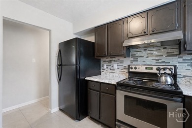 Conveniently located near Hunter Army Airfield, shopping, and - photo 4