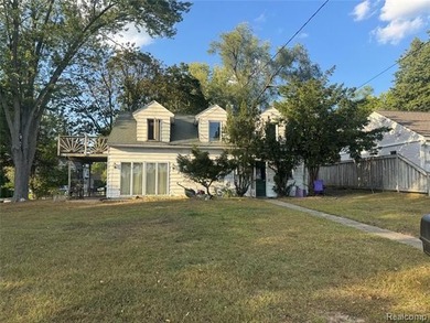 Lake Home For Sale in Waterford, Michigan