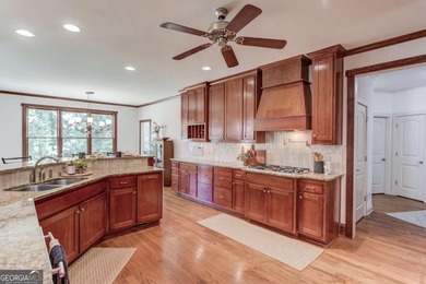 Four-sided brick home on a quiet cul-de-sac golf course lot - photo 10