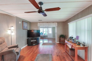 RARE OPPORTUNITY! TRUE LAKEFRONT with DOCK.  Ideal Central - photo 20